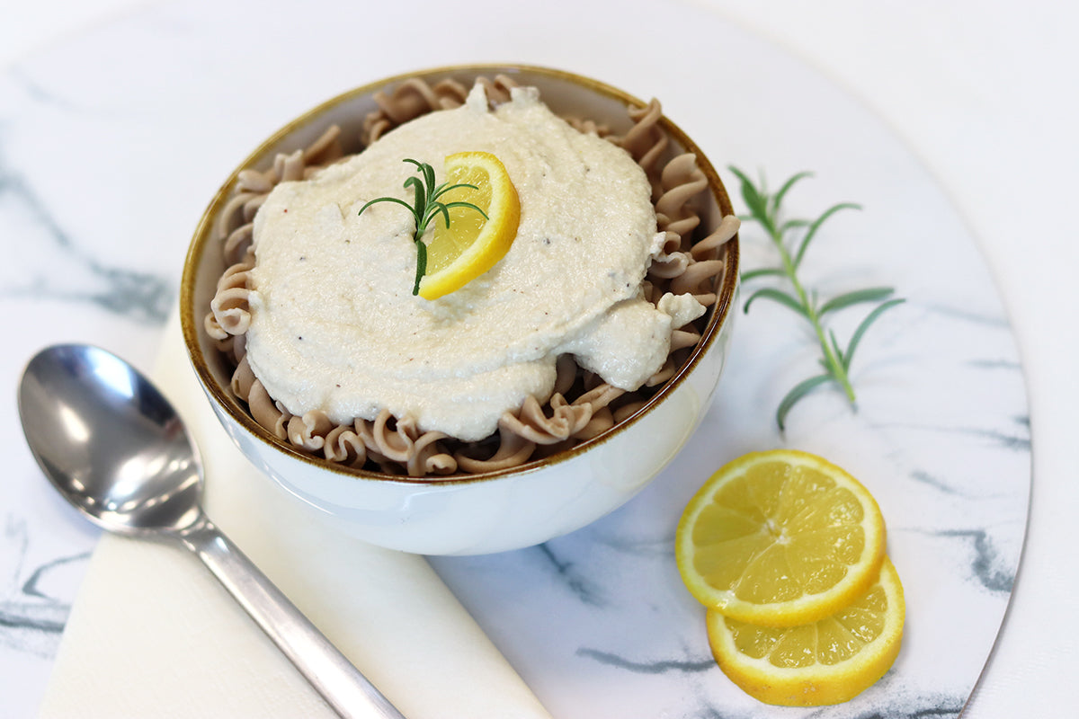 Protein-rich millet pasta with cashew sauce