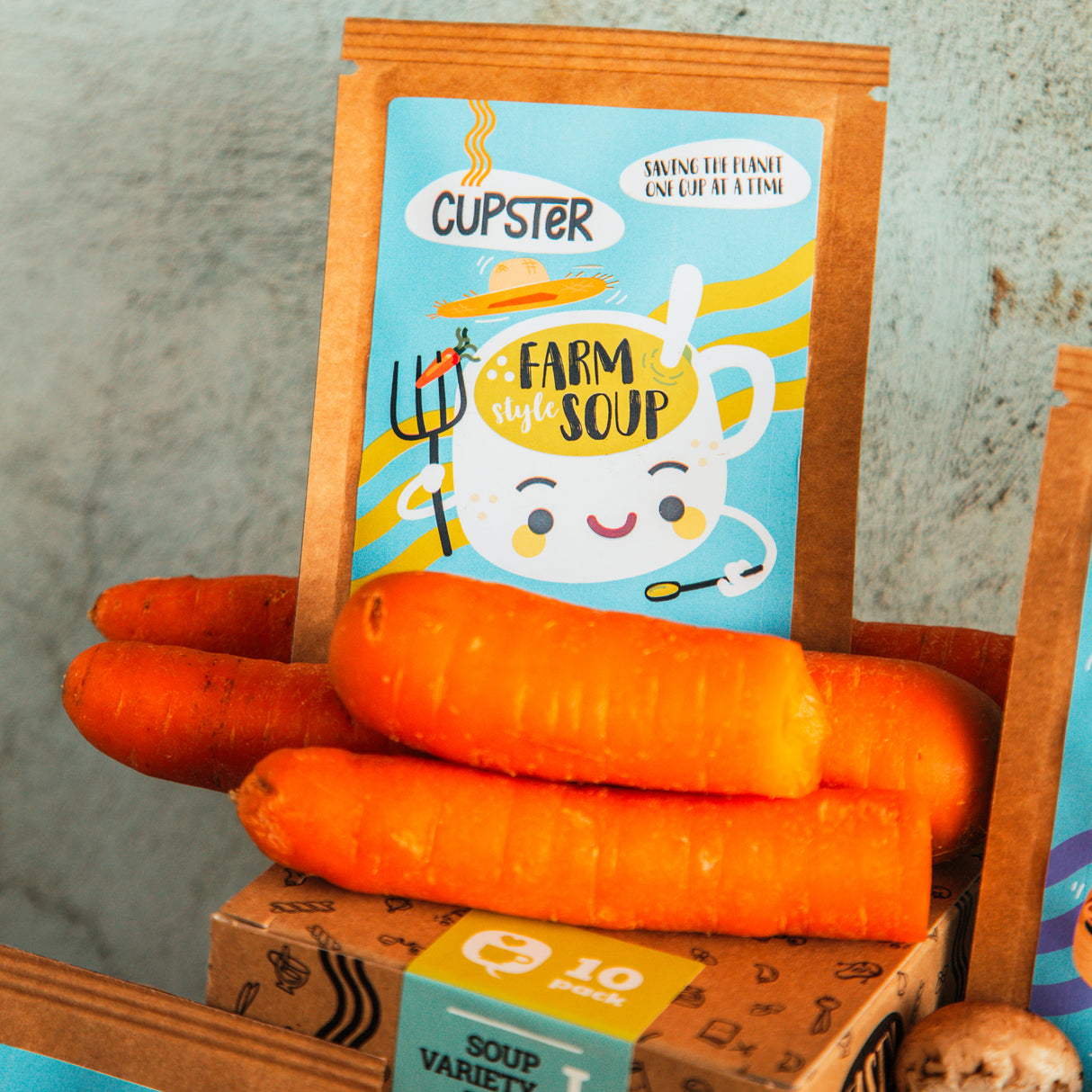 Cupster instant farm style soup 22g